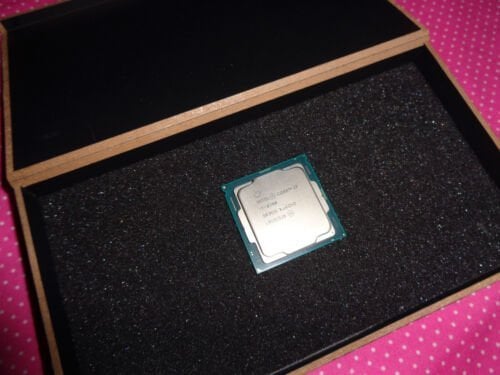 Περισσότερες πληροφορίες για "inel i7 8700 - i7 7700"