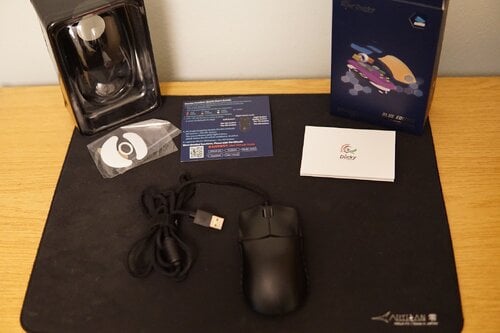 Περισσότερες πληροφορίες για "ducky feather RGB mouse"