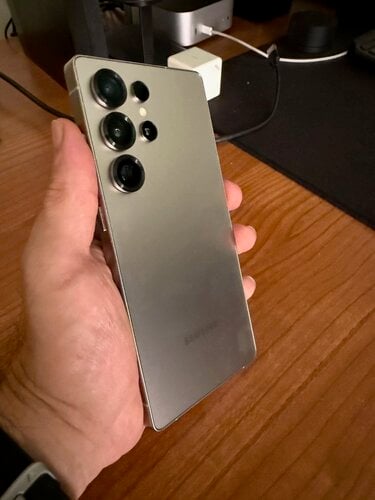 Περισσότερες πληροφορίες για "Galaxy S25 Ultra (silver , Ασημί, Τιτάνιο/512 GB)"