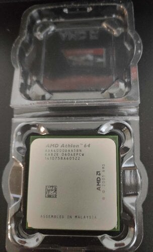 Περισσότερες πληροφορίες για "AMD Athlon 64 4000+ Processor (ADA4000DAA5BN)"