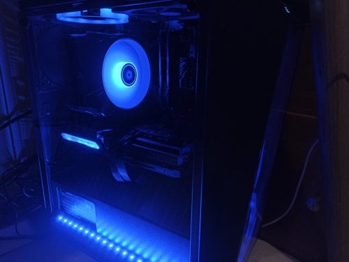 Περισσότερες πληροφορίες για "Gaming PC με κάρτα και χωρίς κάρτα"