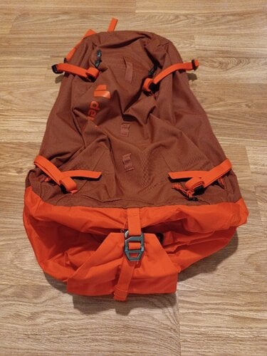 Περισσότερες πληροφορίες για "Σακίδιο Deuter Guide 30"