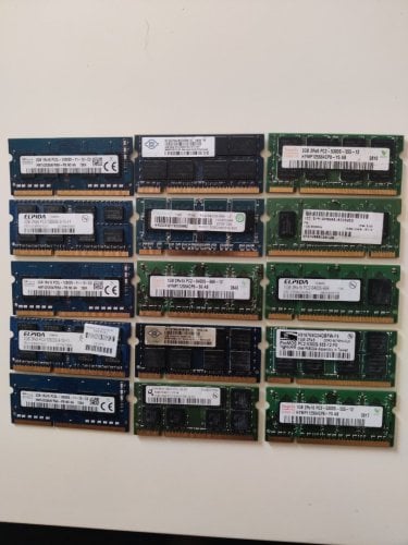 Περισσότερες πληροφορίες για "RAM DDR2 DDR3 ΠΑΚΕΤΟ + DDR4 2 X4 GB"