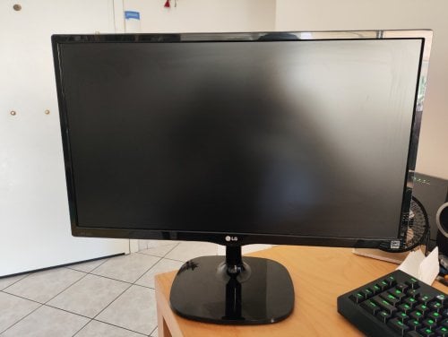 Περισσότερες πληροφορίες για "LG 24" FHD IPS Monitor (23.8")"