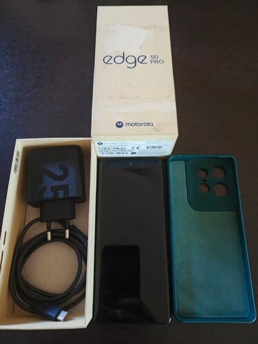 Περισσότερες πληροφορίες για "Motorola Edge 50 Pro (Μαύρο12GB/512 GB)"