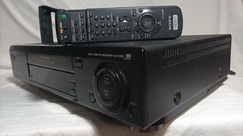Περισσότερες πληροφορίες για "SONY SLV-E720VC & Philips CD-721 CDPlayer, Turbo-X DV-HD200 DVD-player & τηλεκοντρόλ SONY"