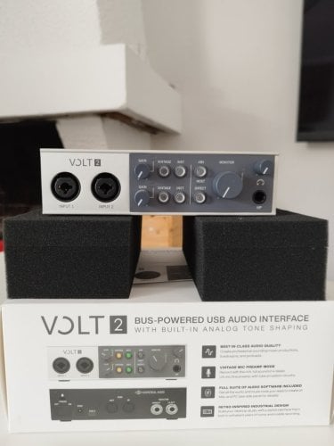 Περισσότερες πληροφορίες για "Universal audio volt 2"