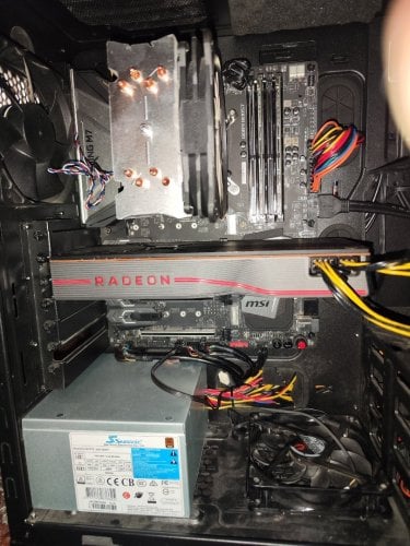 Περισσότερες πληροφορίες για "Gaming PC i7 7700k RX 5700 xt, 16gb ram διαβάστε περιγραφή"