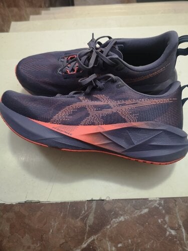 Περισσότερες πληροφορίες για "ASICS Novablast 5"