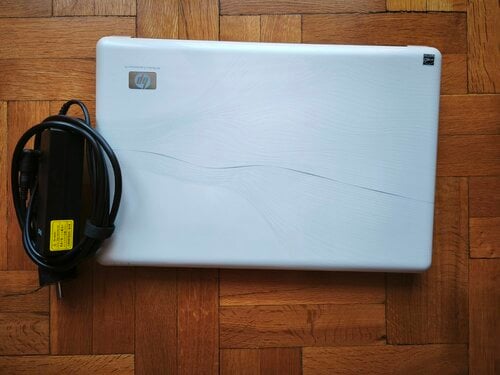 Περισσότερες πληροφορίες για "HP PAVILION DV6-2030EV VT955EA Moonlight"