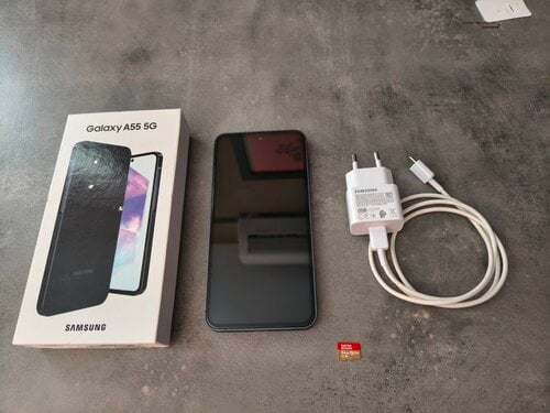 Περισσότερες πληροφορίες για "Samsung Galaxy A55 5G (Navy/256 GB)"