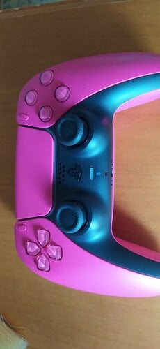 Περισσότερες πληροφορίες για "Sony DualSense V2 (Ροζ/Ενσύρματo & Ασύρματo)"