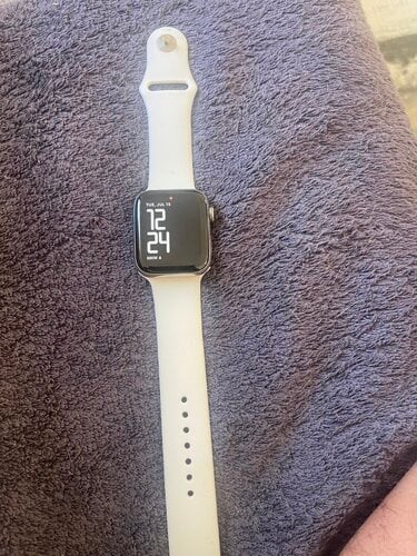 Περισσότερες πληροφορίες για "Apple Watch series 6 stainless steel 44mm"