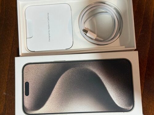 Περισσότερες πληροφορίες για "Apple iPhone 15 Pro Max (Τιτάνιο/256 GB)"