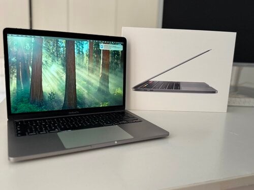 Περισσότερες πληροφορίες για "MacBook Pro  13" 2020 , Touch Bar, i5 1,4 GHz Quad-Core Intel Core, 16 GB Memory, 256GB HDD"