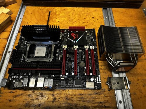 Περισσότερες πληροφορίες για "Set M/B Asus Crosshair V Formula-Z + CPU AMD FX 8370 Black Edition + Ram 4 X 4Gb Corsair DDR3"