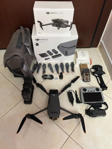 Περισσότερες πληροφορίες για "DJI Mavic 3 Classic Fly More Combo +  Care Refresh"