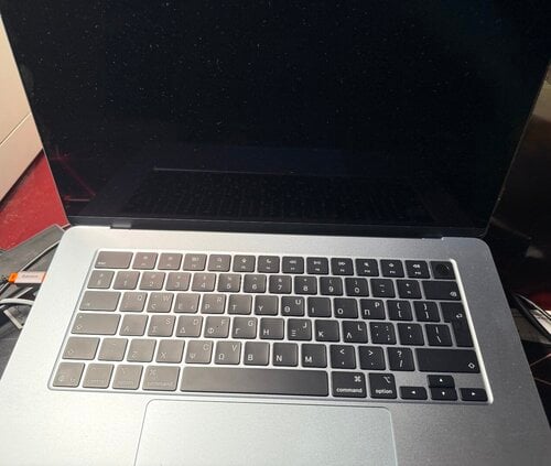 Περισσότερες πληροφορίες για "M4 MacBook Air 15"