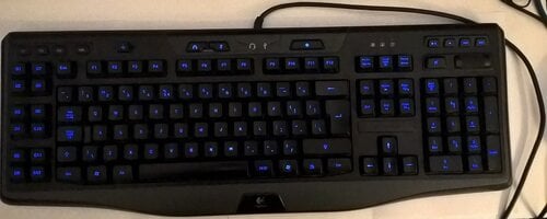 Περισσότερες πληροφορίες για "Logitech G110 - Trust GXT 830-RW Avonn"
