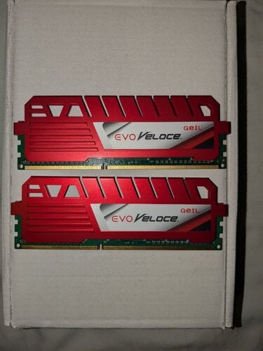 Περισσότερες πληροφορίες για "GEIL GEV38GB1600C11DC 8GB"