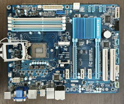 Περισσότερες πληροφορίες για "Gigabyte H77-D3H - Socket 1155"