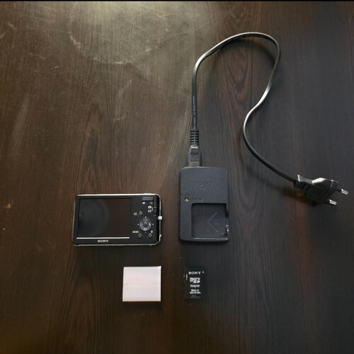 Περισσότερες πληροφορίες για "Sony CyberShot DSC W310"