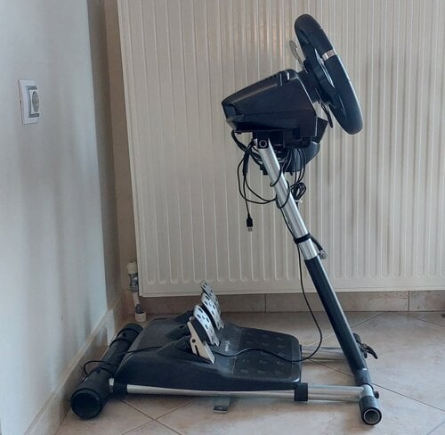Περισσότερες πληροφορίες για "Logitech G920+Shift+Wheel Stand Pro Deluxe V2"