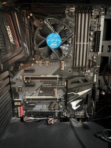 Περισσότερες πληροφορίες για "Μητρική Z370 Aorus Ultra Gaming με επεξεργαστή Intel i5-8400 και ανεμιστήρα"