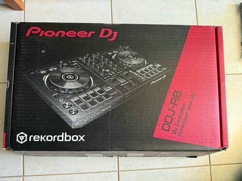 Περισσότερες πληροφορίες για "Pioneer DDJ-SB"