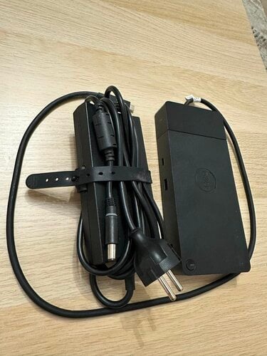 Περισσότερες πληροφορίες για "Dell Docking Station"