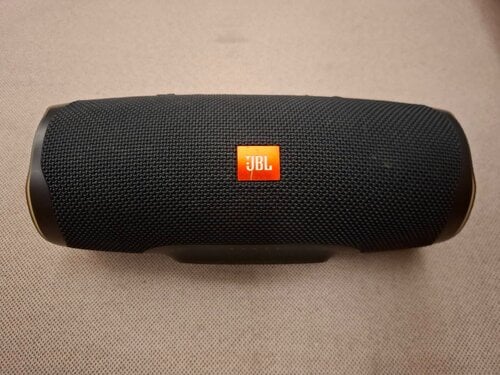 Περισσότερες πληροφορίες για "JBL Charge 4"