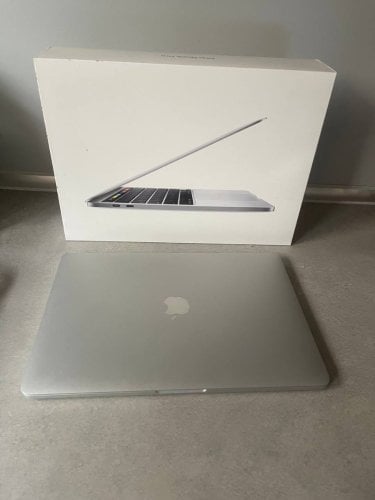 Περισσότερες πληροφορίες για "MacBook Pro 13" 2020, i5 2ghz, 16gb μνήμη, 500gb SSD"