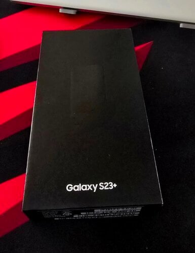 Περισσότερες πληροφορίες για "Samsung Galaxy S23+ (Μαύρο/512 GB)"