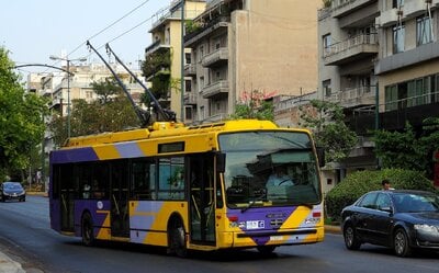 Αποχαιρετούν την Αθήνα τα τρόλεϊ μετά από επτά δεκαετίες λειτουργίας