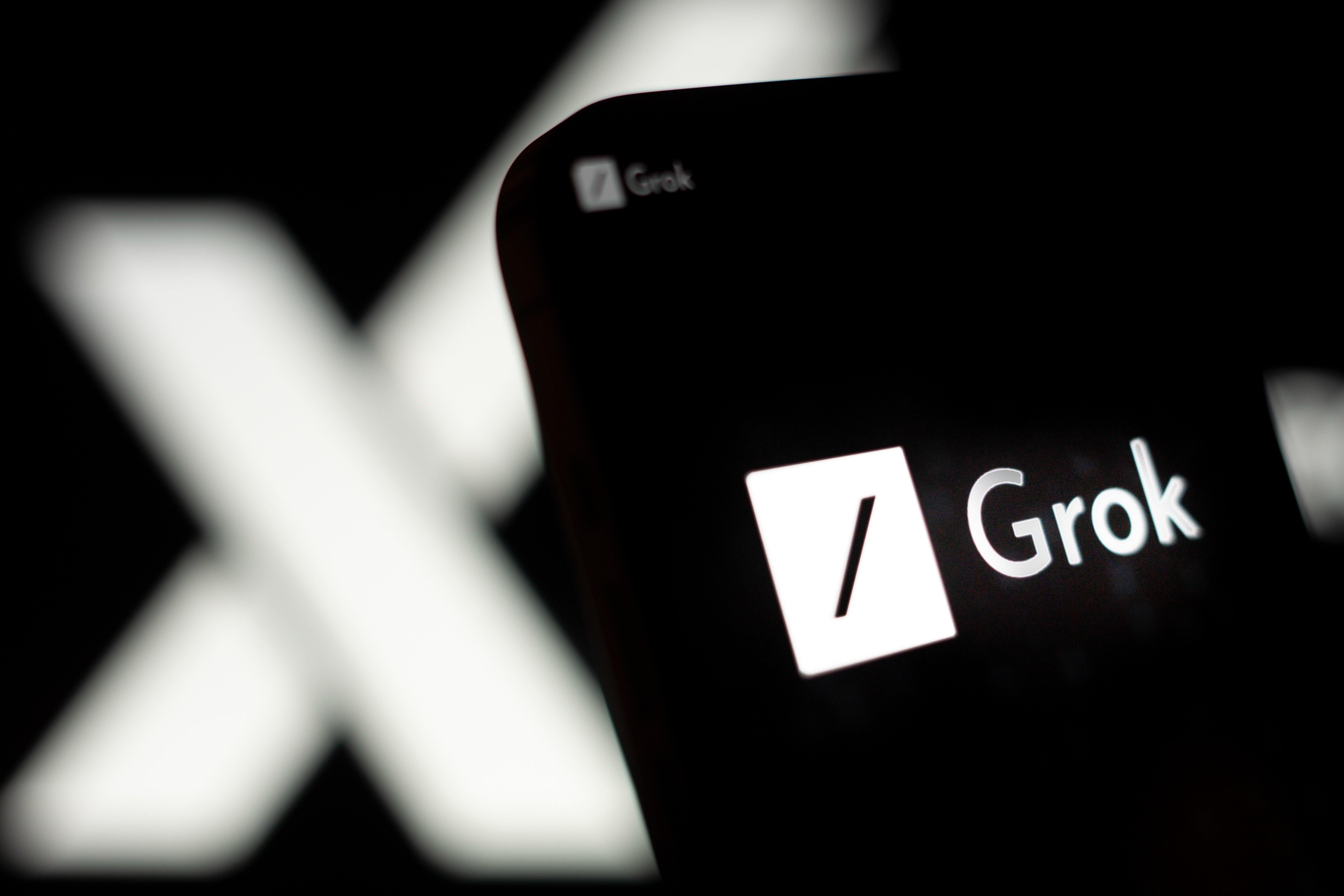 Το chatbot Grok της X εξύμνησε τον Χίτλερ και έκανε αντισημιτικές αναρτήσεις [Ενημέρωση]